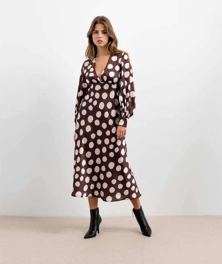 polka dress full body